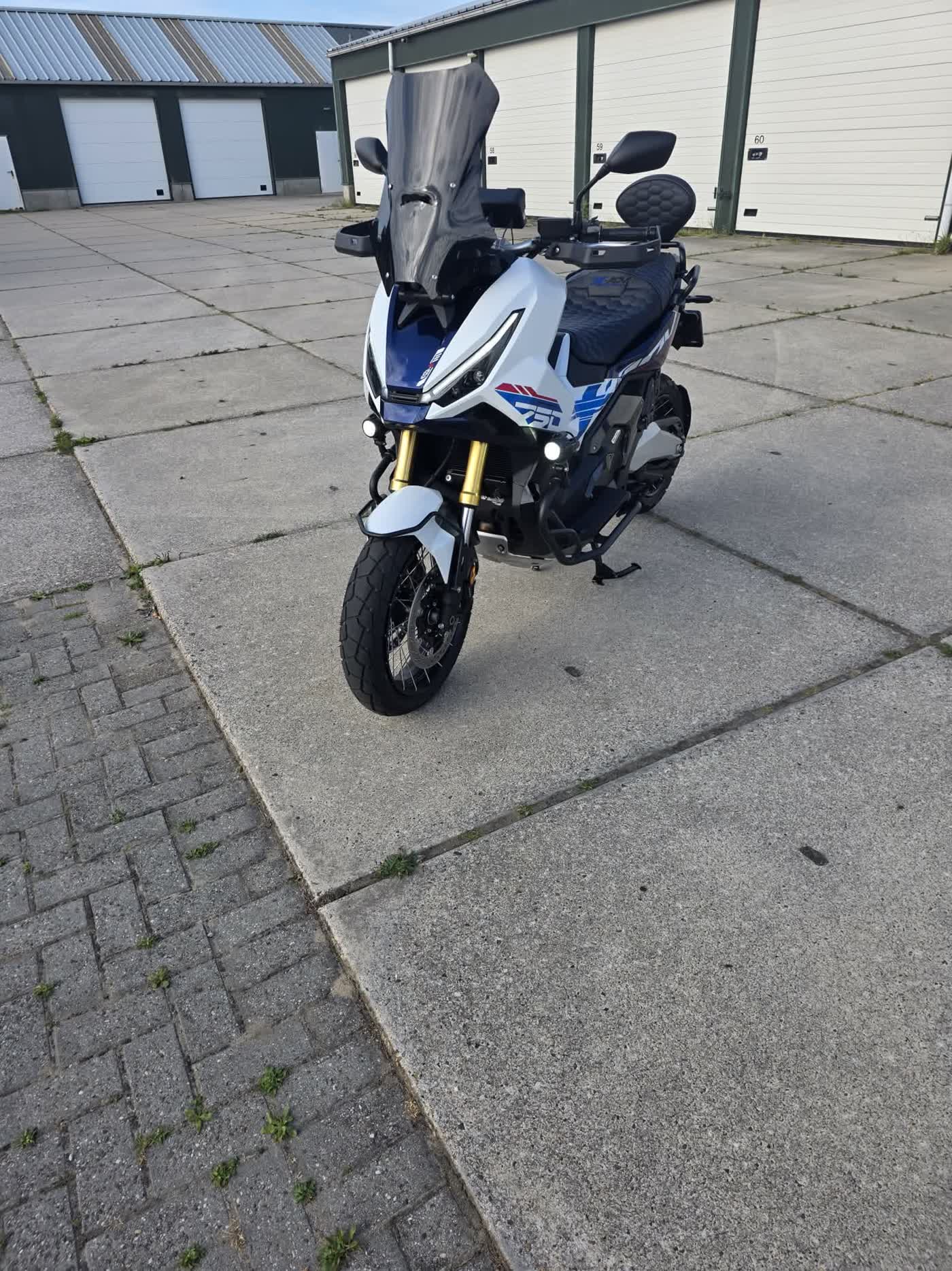 Honda X-ADV 750